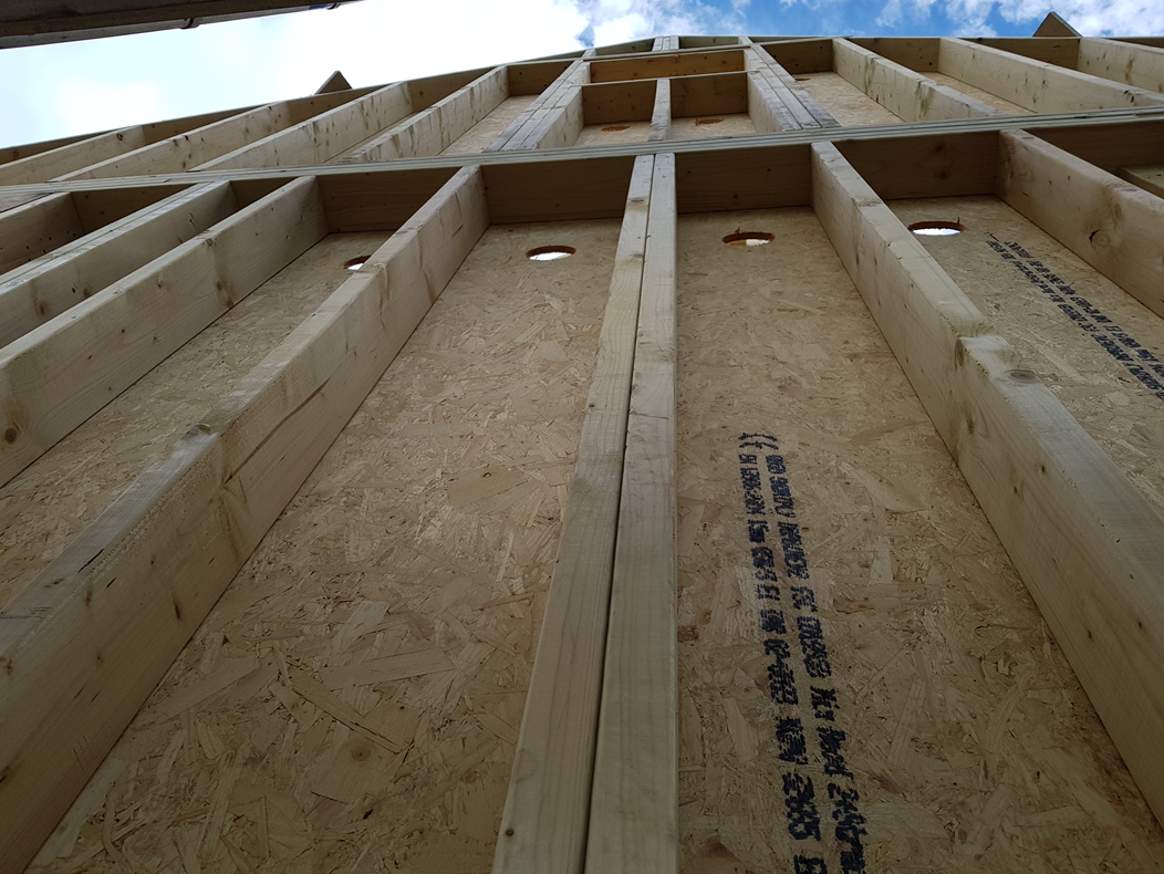 Constructie houtskeletbouw met ruimte voor isolatie voor klant uit Oost Vlaanderen